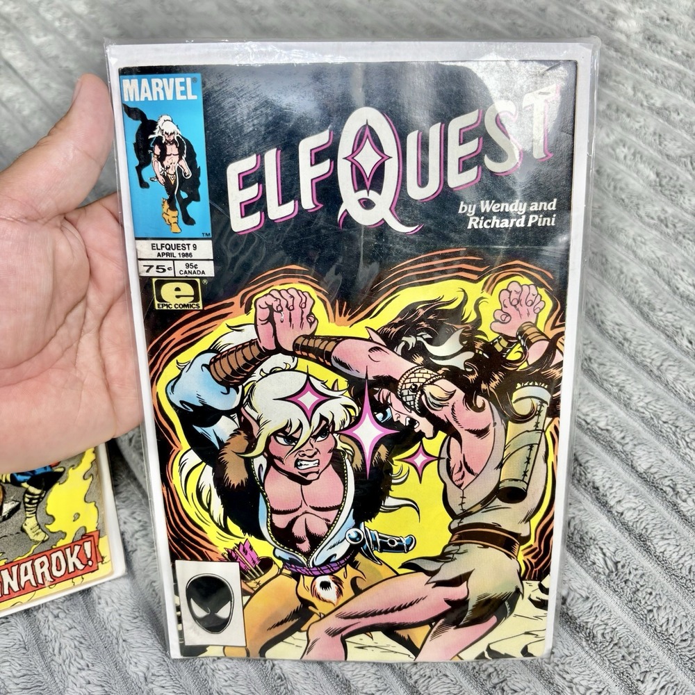 Marvel comic group‎ comic book a lot of three vintage 35cents -75 cents Era - Picture 5 of 8